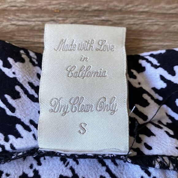 Bread & Butterflies Black & White Houndstooth Sailor Button Crepe Mini Skirt - Picture 3 of 4